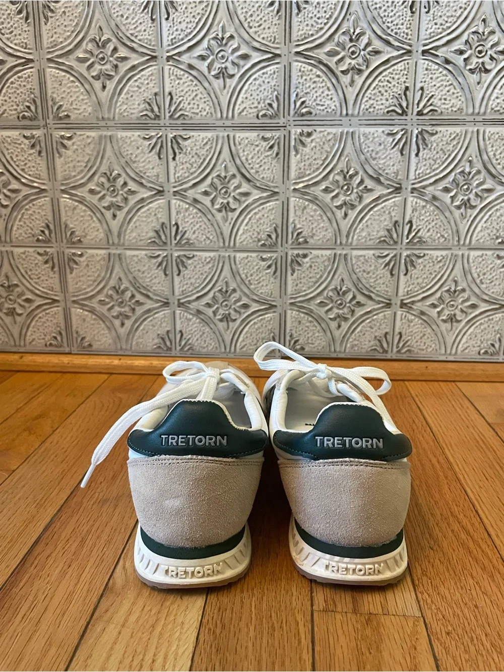 Tretorn White and Green Sneakers with Beige Suede Size 8